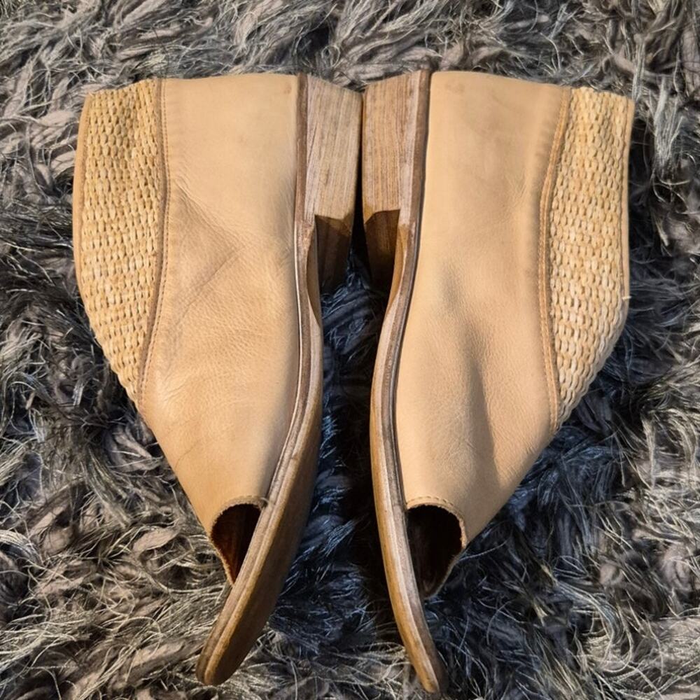 Free People Textured Mont Blanc Artisan Crafted Leather Sandals - Picture 5 of 8